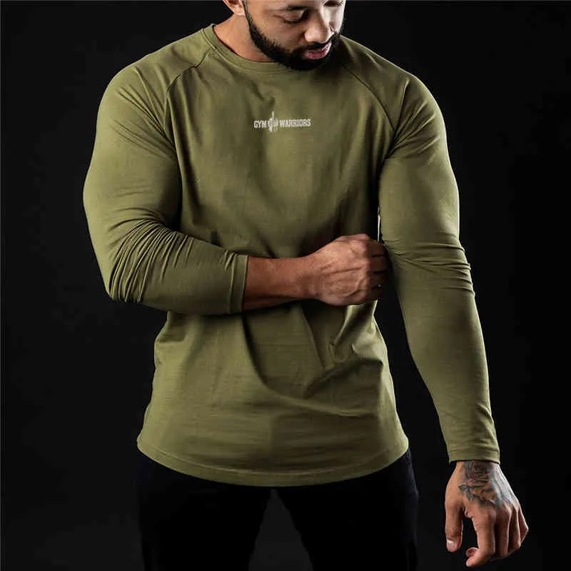 Marca Abbigliamento da palestra Uomo Casual Slim Camicia da corsa T-shirt sportiva in cotone Bodybuilding Fitness Allenamento T-shirt a maniche lunghe Uomo 210421