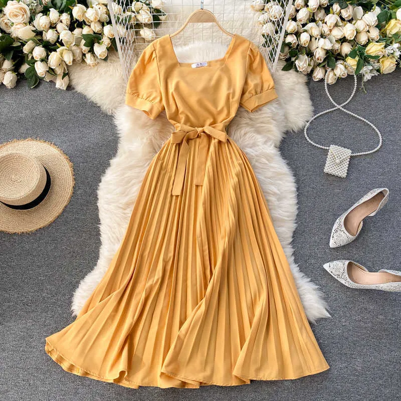 Vintage Square Collar Pleated Dress Women Spring Summer 2021 Ny Fashion Yellow / Blue / Red High Waist Bandage Party Vestidos Robe Y0603