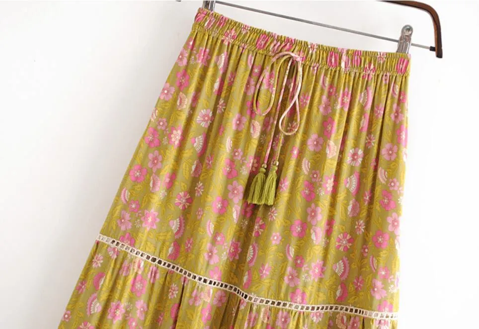Богемный желтый цветочный принт длиной юбка Boho Holiday женщин шить дыры кружевные оборками шнуровка поток талии макси юбок 210429