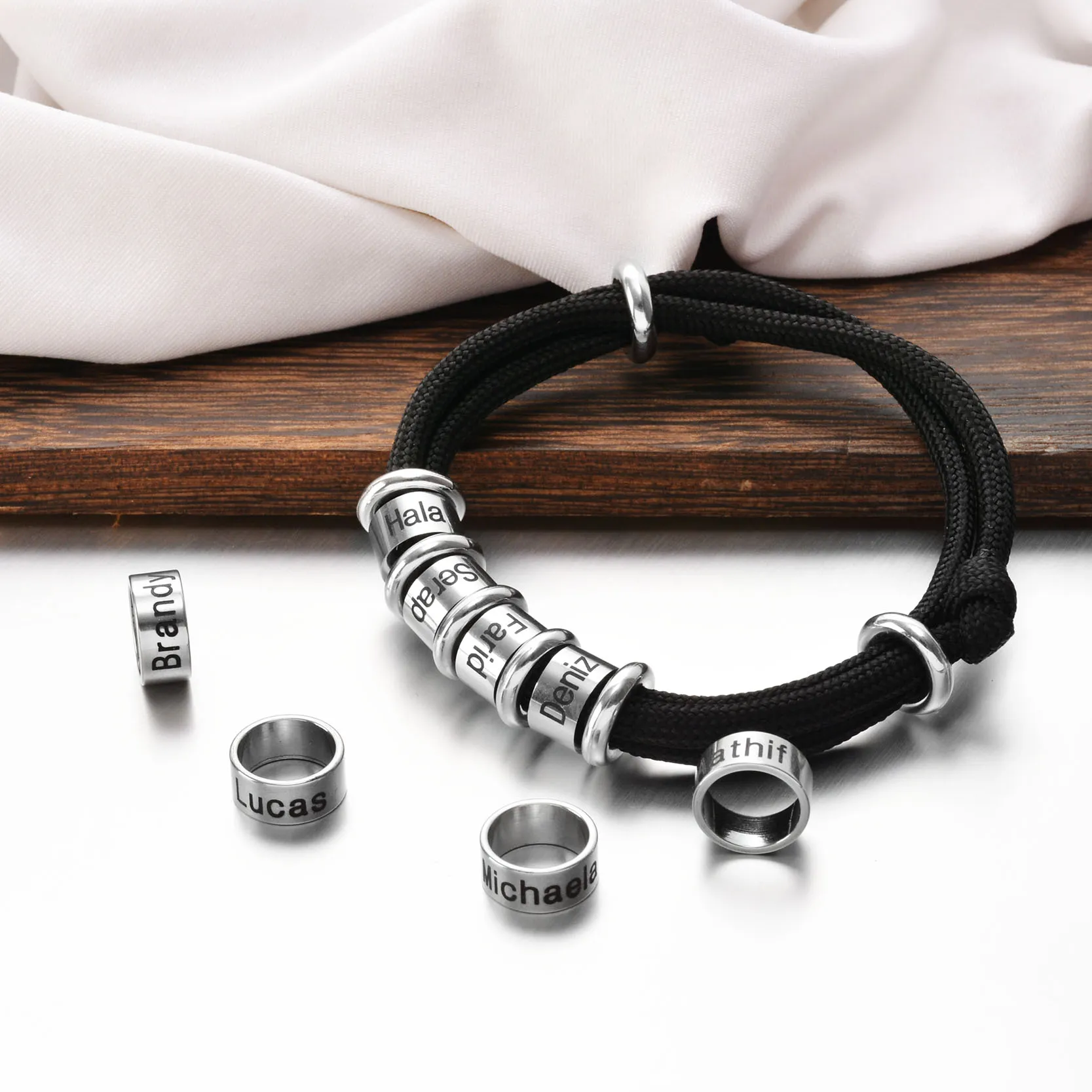Benutzerdefinierte geflochtene Seilarmbänder für Herren aus Edelstahl mit personalisierten Perlen und Namensanhänger für Männer zum Vatertag, Schmuckgeschenk