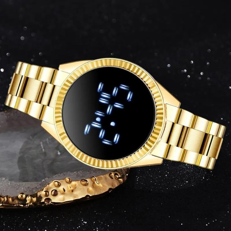 Llegada Moda LED Reloj Banda de acero Deporte electrónico Hombres Pantalla táctil inoxidable Relojes de pulsera digitales 264V