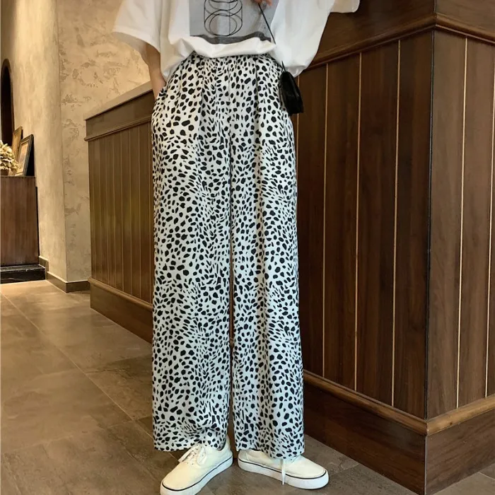 Korobov Summer Streetwear Women Suits Korean Summer O Neck Short Sleeve T Shirts and High Waist Wide Leg Pants Sets 210430