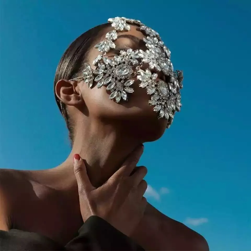 Gioielli di moda la decorazione di danza con maschera di cristallo squisito tipo di fiore fatto a mano da donna di Halloween