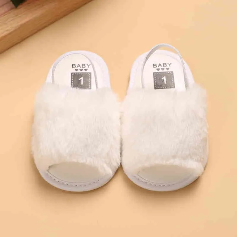 Verano suave pelo estilo clásico bebé niña zapatillas sandalias transpirable bebé piel zapatos sandalias elásticas simples princesa bebé k626
