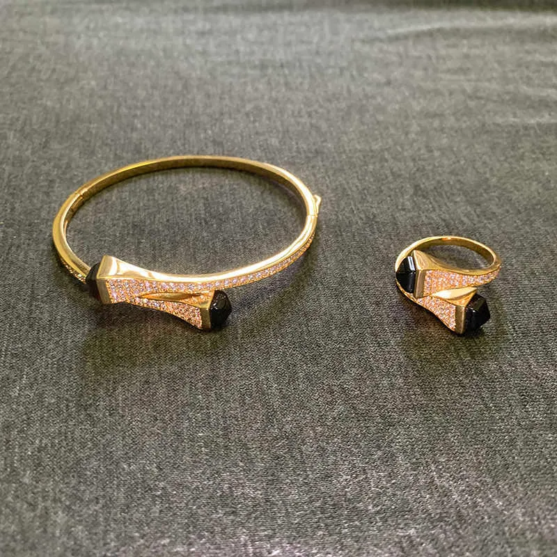 2021 Brand Pure Sterling 925 Zilveren sieraden voor vrouwen Pyramid Bangle Rings Sieraden Set Natural Gemstone Gold Bracelet Ring Set256Q