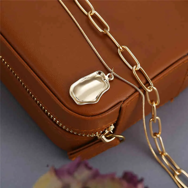 17KM Punk Multilayered Gold Chunky Chain Choker Necklace For Women Fashion Irregular Round Pendant Necklaces 2021 Trend Jewelry