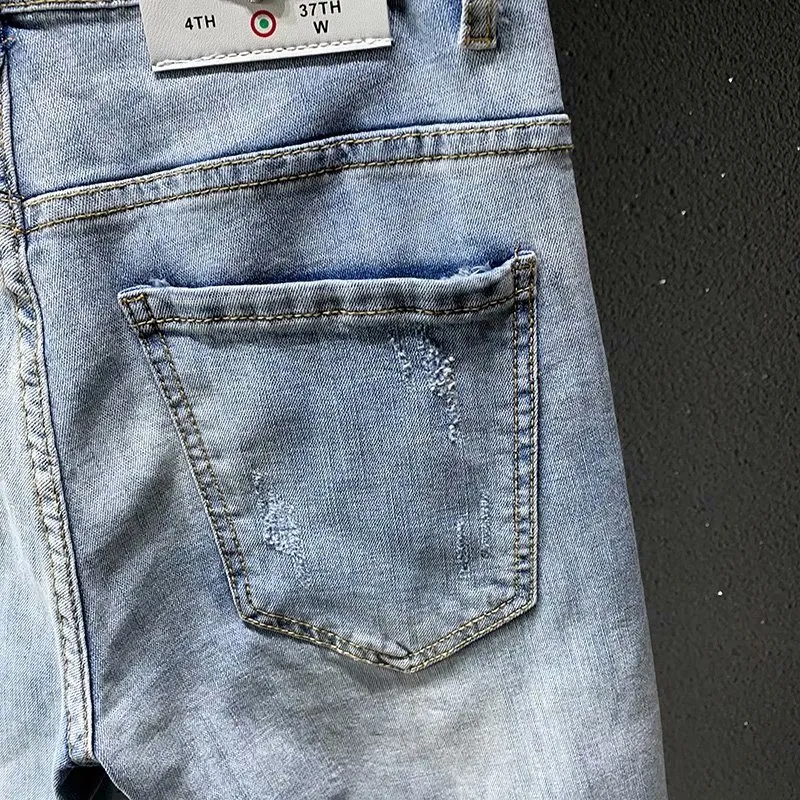 2021 Denim Jeans Uomo Primavera Marca Stretch Foro Coreano Stampa Ricamo 3D Ragazzi Adolescenti Studenti Harem Pantaloni Cargo
