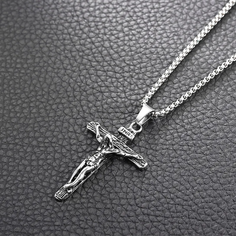 Unisex-Herren-Halskette mit Anhänger aus Edelstahl, christliches Kreuz, Kruzifix, Jesus, Schutzpatron, mit Rolo-Kette2478