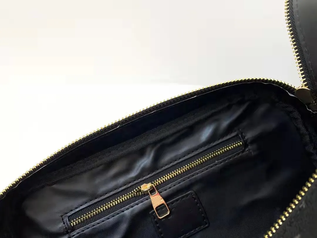 2021 バッグ化粧ハンドバッグデザイナー財布女性化粧品バッグケースウォッシュオールドフラワー高品質デザイナー高級クラッチ女性財布