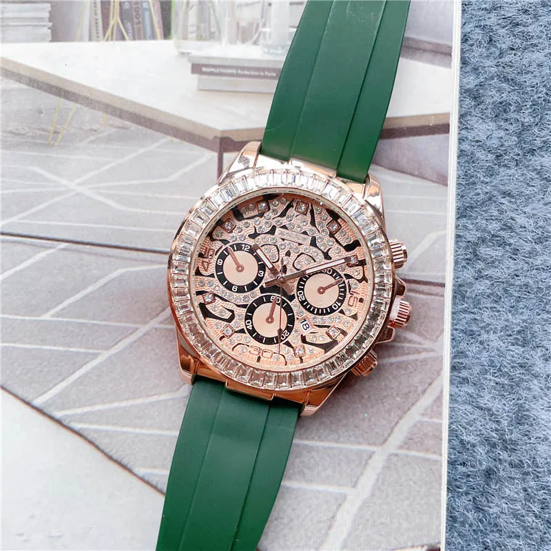 Brand Watches Men Women Leopard Crystal Diamond Style Rubber Strap Quartz Wrist Watch X184246T