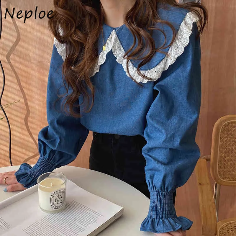 Elegancka koronka Hollow Out Design Denim Bluzka Kobiety Peter Pan Collar Flare Z Długim Rękawem Rocznika Blusas Spring Koszula 210422