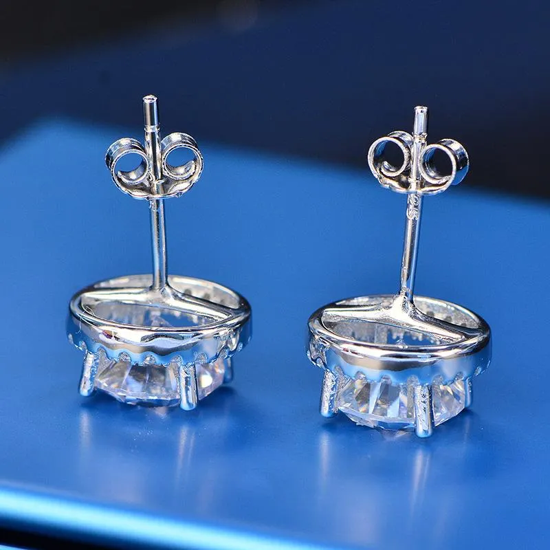 Klassieke Vrouwelijke Gemaakt Moissanite Diamanten Stud Oorbellen Voor Vrouwen Mode 925 Sterling Zilveren Bruiloft Sieraden Earring292i