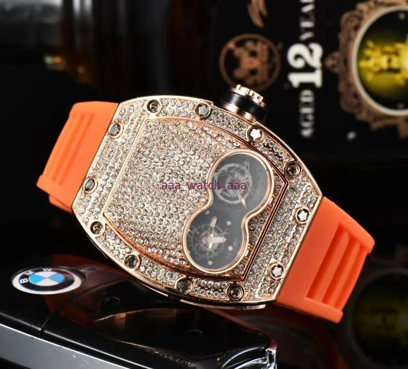 2020 Luxury Mens Watch Series Série d'aiguilles Tous les cadrans Travail Work Watch Designer Watchs Brand Silicone Strap Fashion Diamond Corzel R8583029