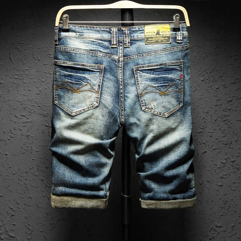 Shanbao Trend Herren Sommer Denim Shorts Retro-Stil altes Leder Designer dünnes Loch gerade Baumwolljeans 210723