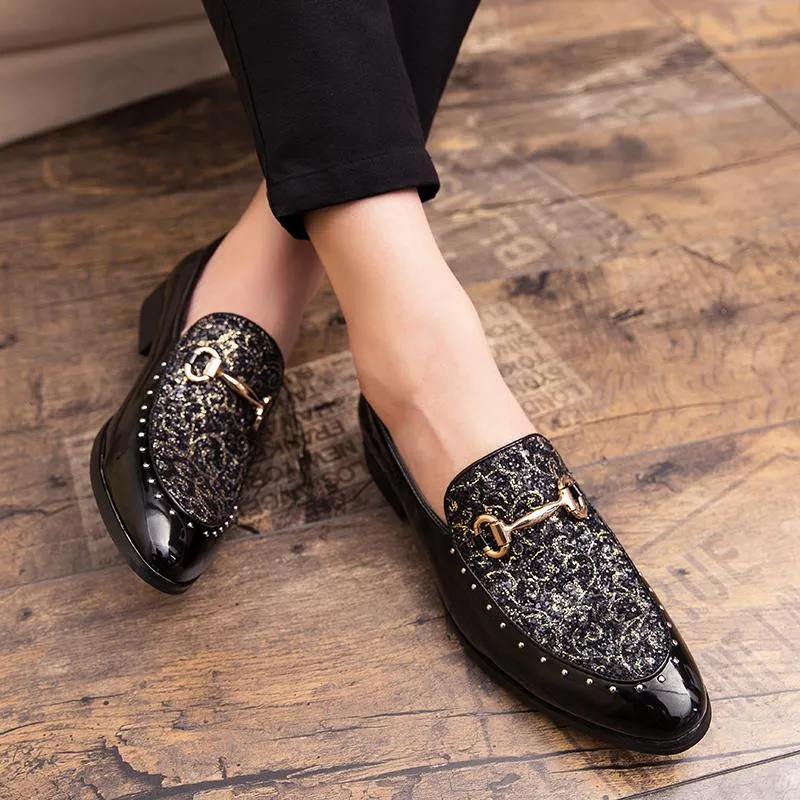 Män Klänning Skor Italiensk Lyxig Minimalistisk Sko Design Läder Broderi Rivets Toppläder Bröllopsfest Fashion Loafers Storlek: US6.5-US12