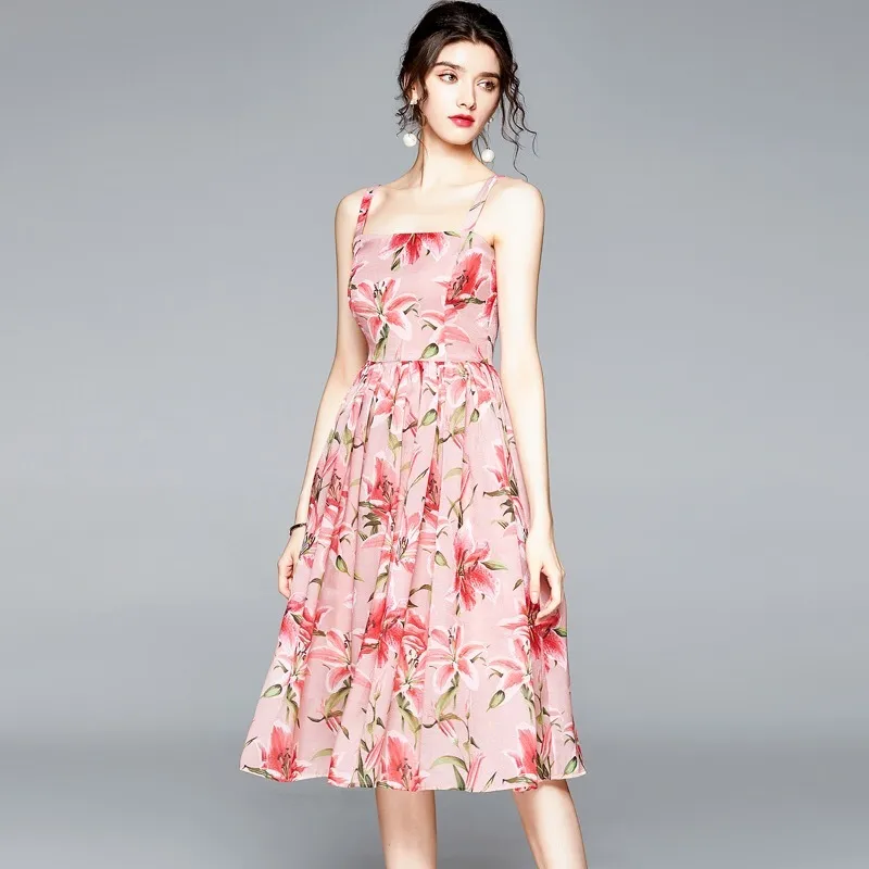 Robe d'été pour femmes vintage douce jeune fleur de lys rose imprimé spaghetti sangle a-ligne robe de plage plus taille 210421