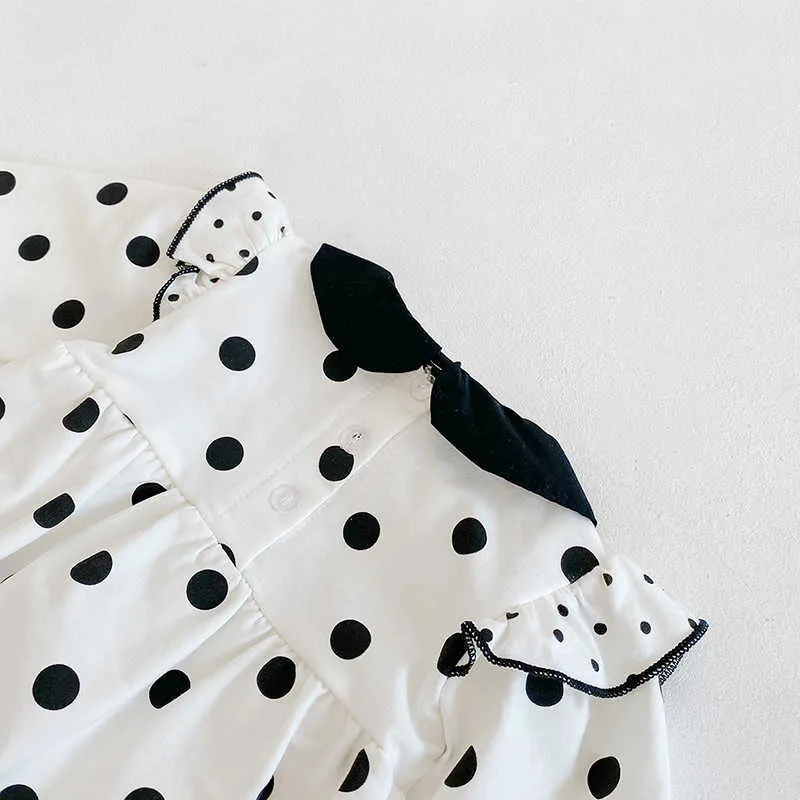 Polka Dot Romper Born Girl Clothes Spring Fall Långärmad Jumpsuit Baby Onesie Outfit Infant Bodysuit 210529