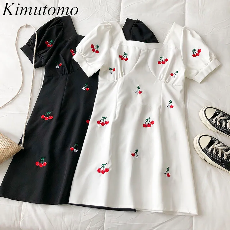 Kimutomo Chic French Princess Style Dresses Girls Short Puff Sleeve Square Collar Sommar Koreansk Cherry A-Line Vestido 210521