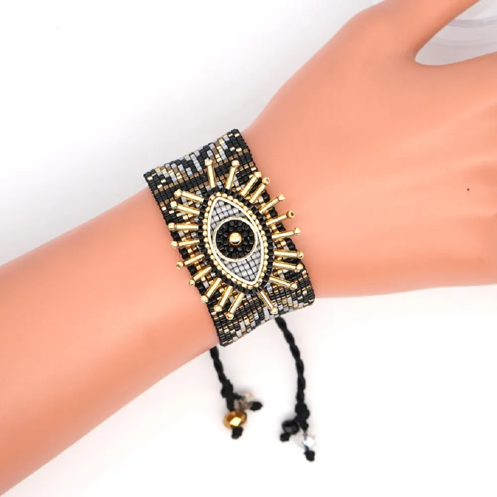 Rttooas 2020 Black Turkish Evil Evee Lucky Friendship Armband Armband Lyx Charm Armband för kvinnor