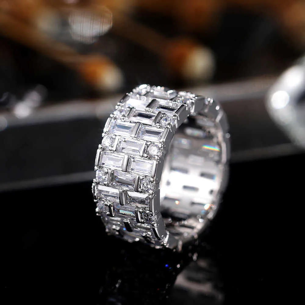 Huitan Luxury Silver Color Fedi nuziali da donna Geometric CZ Accessori femminili semplici ed eleganti Gioielli di dichiarazione di alta qualità Hot X0715