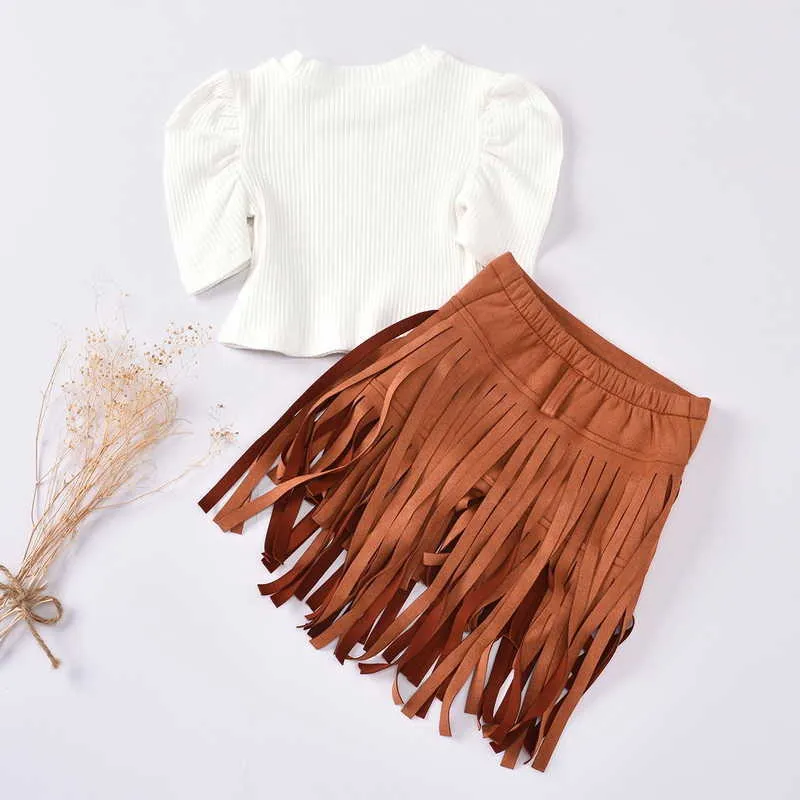 Wholesale Spring Summer Girl 2-pcs Sets White Puff Short Sleeve T-shirt + Brown Tassel Skirt Kids Outfits E3003 210610