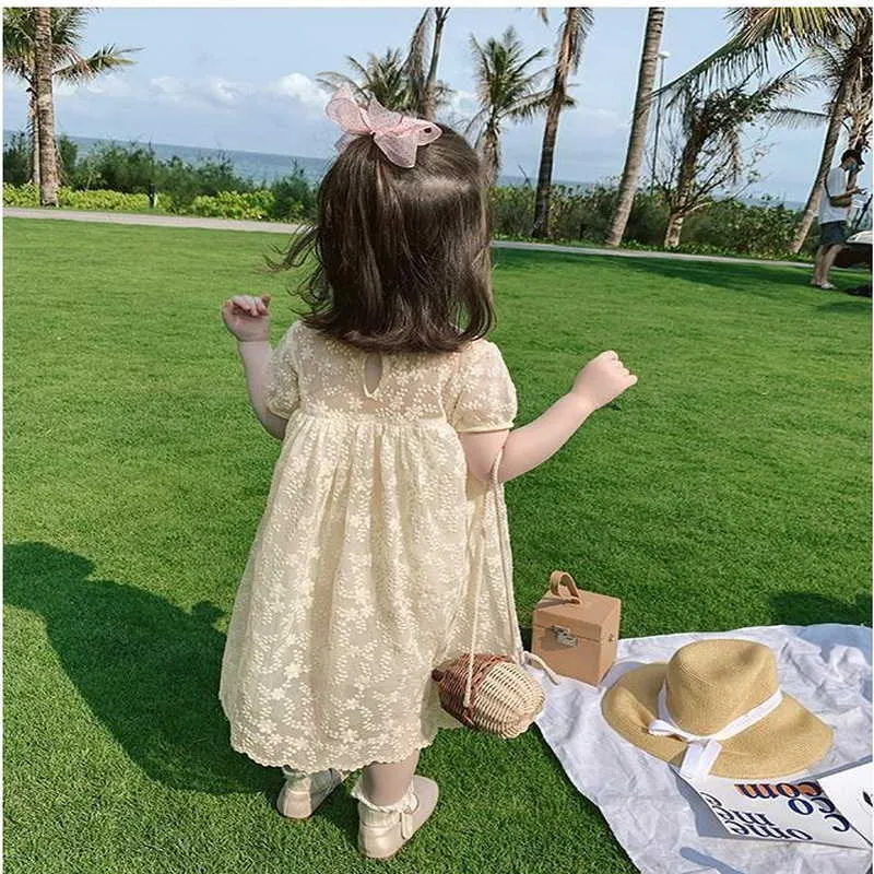 Summer Teenager Girls Dress Lace Solid Color Princess Dresses Cute Style Children Fashion Clothes E1013 210610