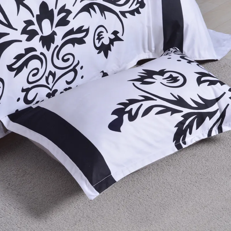 aggcualの赤と黒の花のベッドセット高級カップル3 d印刷ホーム織物羽毛布団カバーベッドセット寝具高品質キットBE35