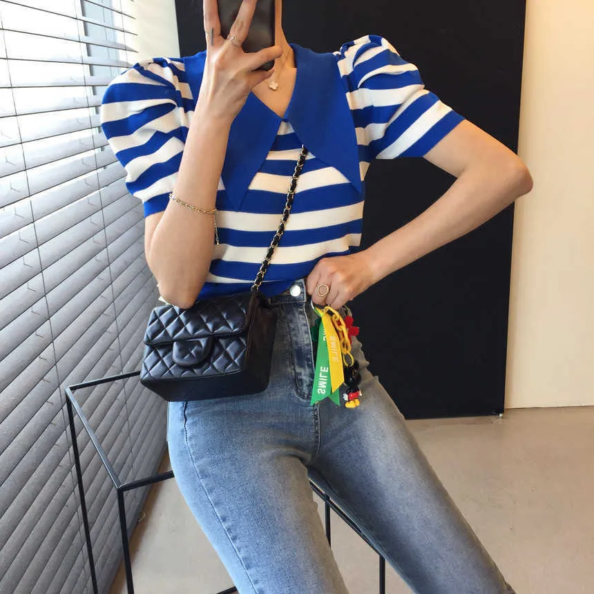 Korjpaa Kvinnorskjorta Sommar Koreanska Chic Retro Spetsig Krav Kontrast Färgstygning Striped Loose Puff Sleeve Sticka Toppar 210526