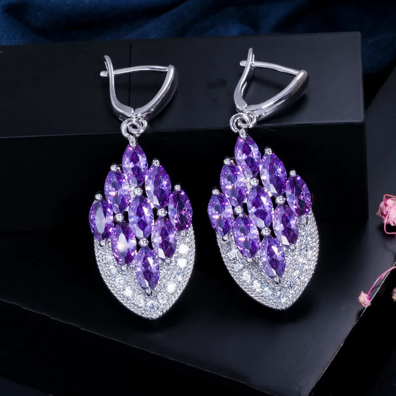 Europa und Amerika Luxus Hochzeit Schmuck Glänzende Kristall Baumeln Lange Temperament Anhänger Ohrringe Frauen Marke Geometrische Ohrringe