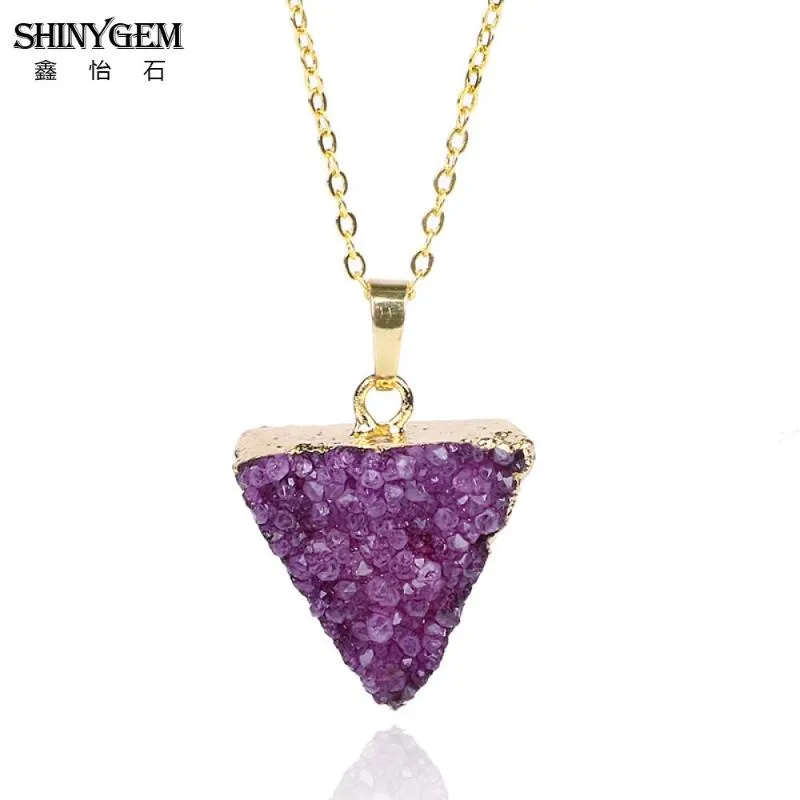 Shinygem 2021 Natural Handpurple Pink Druzy Pandant Collane Dichiarazione di placcatura in oro Triangolo Pyramid Stone Trendy Women207E