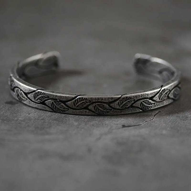 Bracelet ouvert en métal à motif de feuilles rétro de haute qualité pour garçons Style simple cadeau de bijoux exquis Q0719