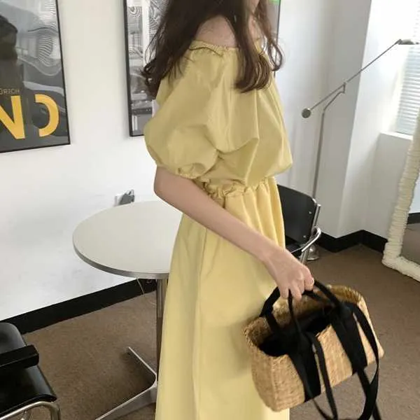 Korejpaa mulheres vestido verão coreano chique suave limão amarelo redondo pescoço plissado design de cintura alta bolso manga bolinho vestido 210526