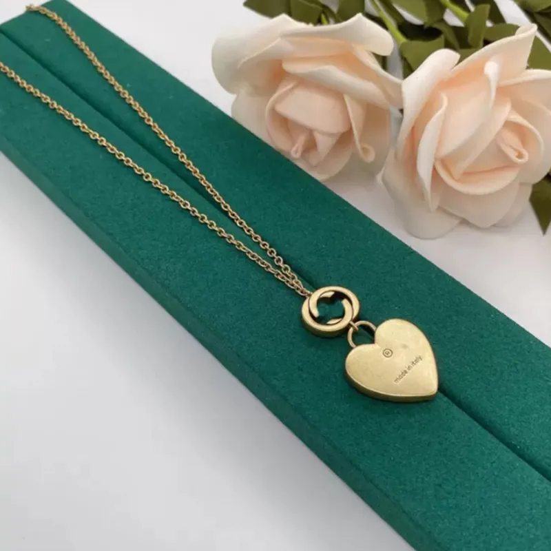 Designer Necklace Set Fashion Earrings For Women Luxurys Designers Gold Necklace Heart Earring Fashion Jewerly Gift With Charm D2202175Z