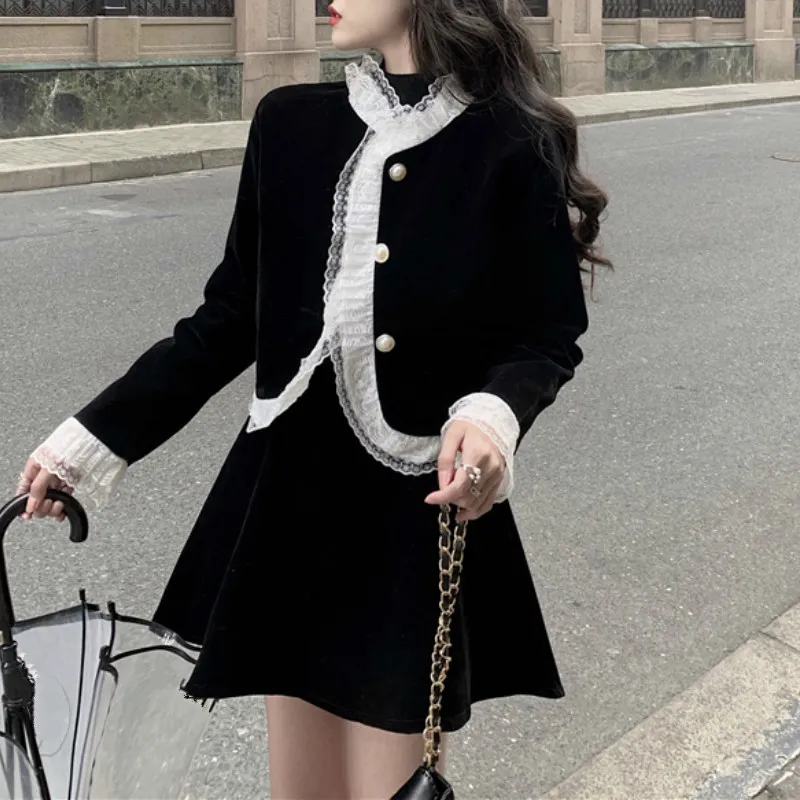 Ezgaga Two Piece Set Women Casual Vintage Black Lace Patchwork Cropped Jackets and High Waist Skirts Elegant Outwear Korean Tops 210430