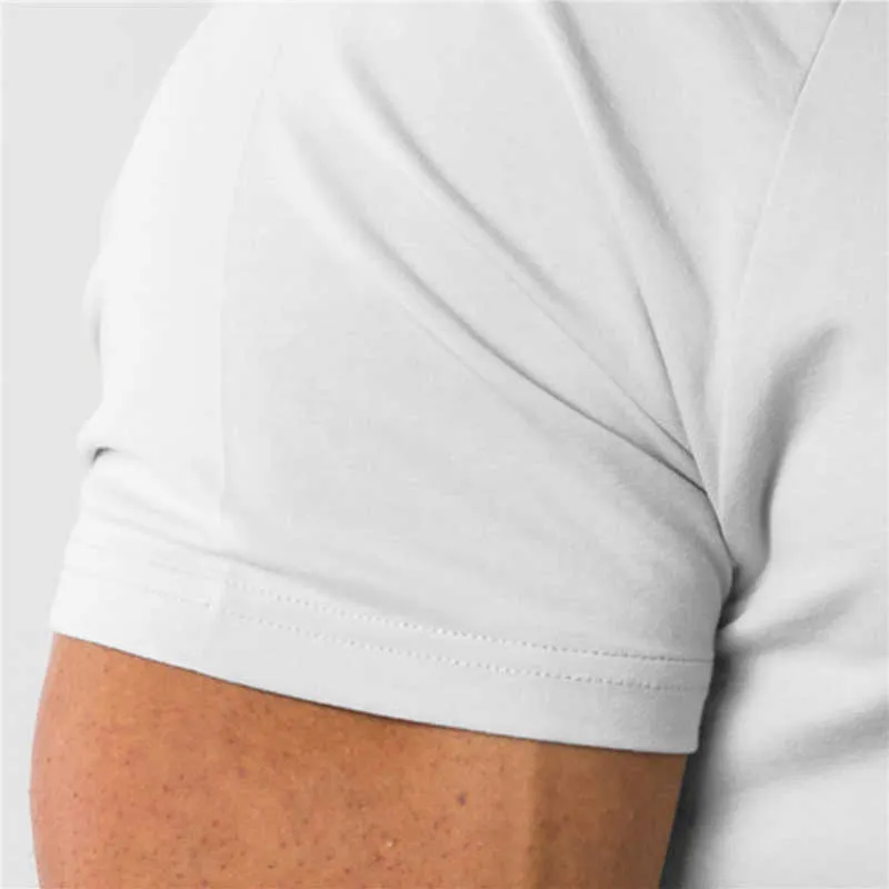 Summer Sportswear Mens O-cou T-shirts Mode Hommes Tops Coton Fitness T-shirt Gym À Manches Courtes Bodybuilding T-shirt 210716