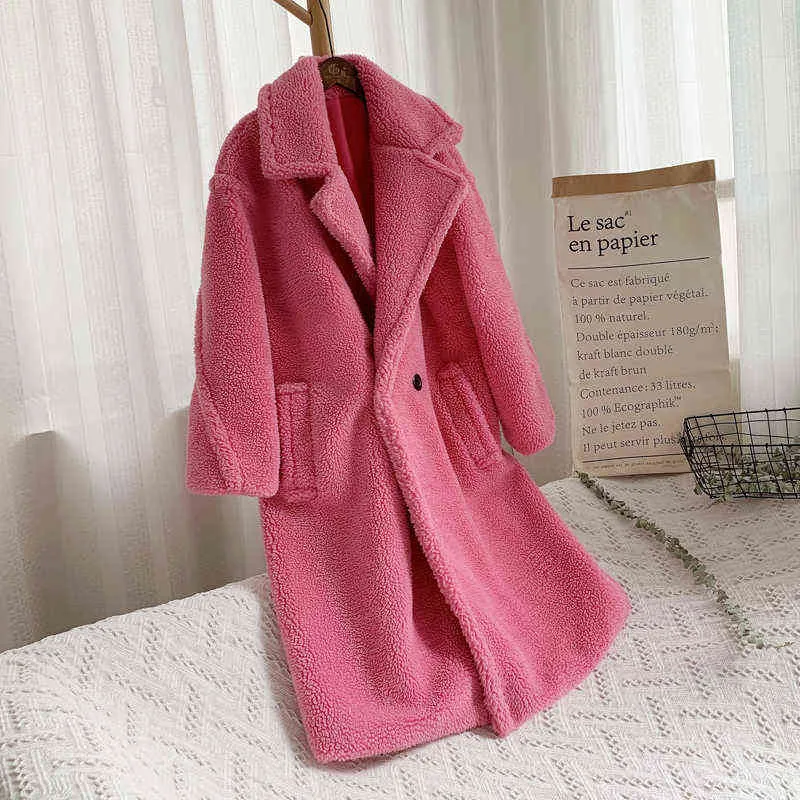 ピンクの長いテディベアジャケットコート女性冬の濃い暖かい大きさのチャンキーアウターオーバーコート女性フェイクラムスウールファーコート220112