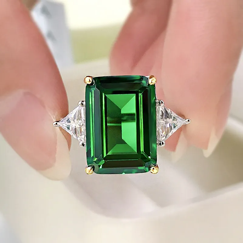 Creative 925 Sterling Srebrny Moissanite Big Square 1014 mm Szmaragdowy zielony pierścień dla kobiet Piękna biżuteria