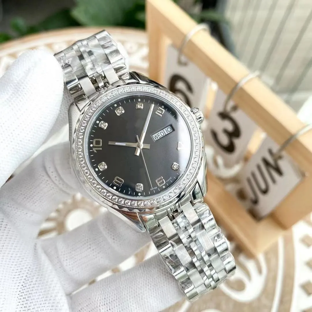 La série haut de gamme de montres pour hommes adopte le mouvement mécanique automatique 8205 importé, bracelet en acier inoxydable 316, résistance aux rayures 337J