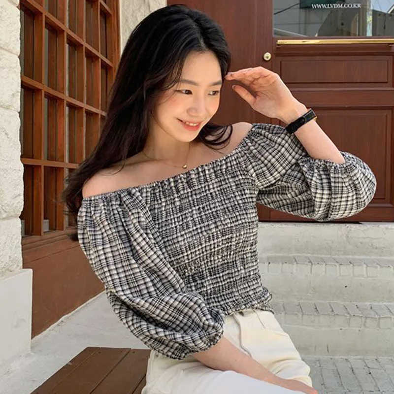 コレヒパアの女性のシャツ夏の韓国のシックなレトロなワンラインカラーオフショルダープリーツ5点ランタンスリーブ格子ブラウス210526