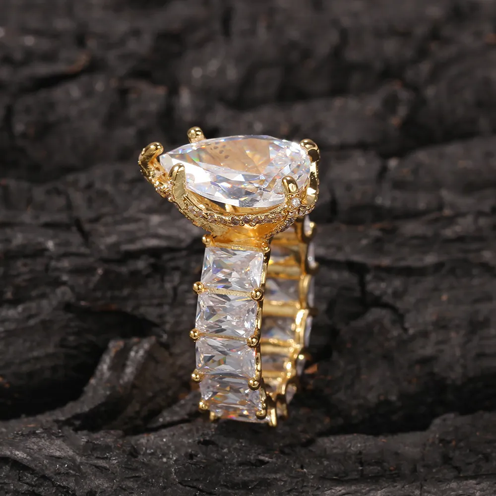 Underbara Big Pear Shape Engagement Ring Square CZ Promise Ring -förslag Ring för flickvän Kvinnor Trendiga smycken 3355265