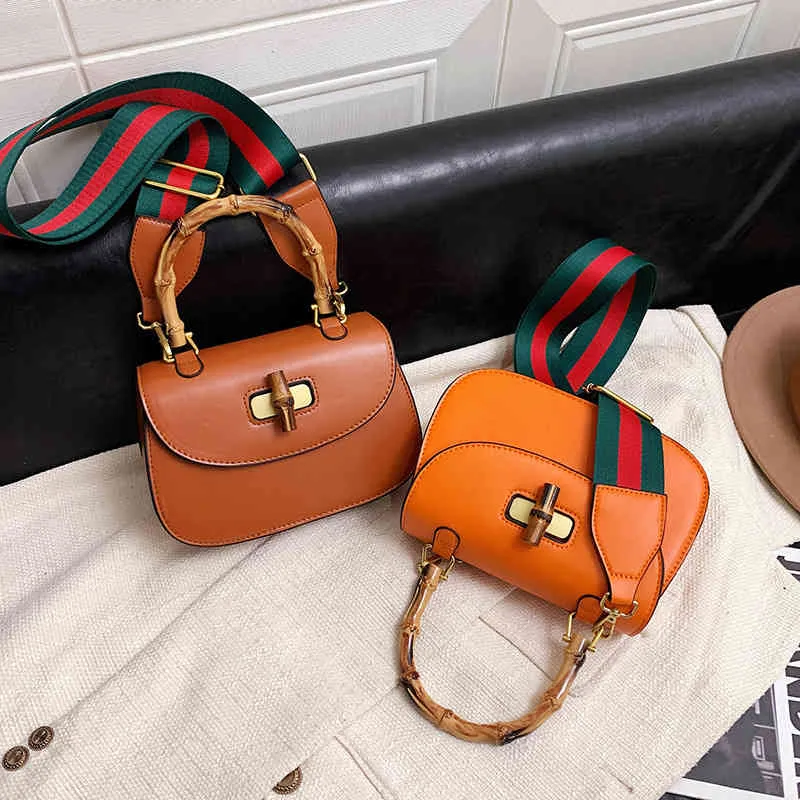 Handbag women's spring minority Portable Single diagonal span simple small square factory wholesale 70% off