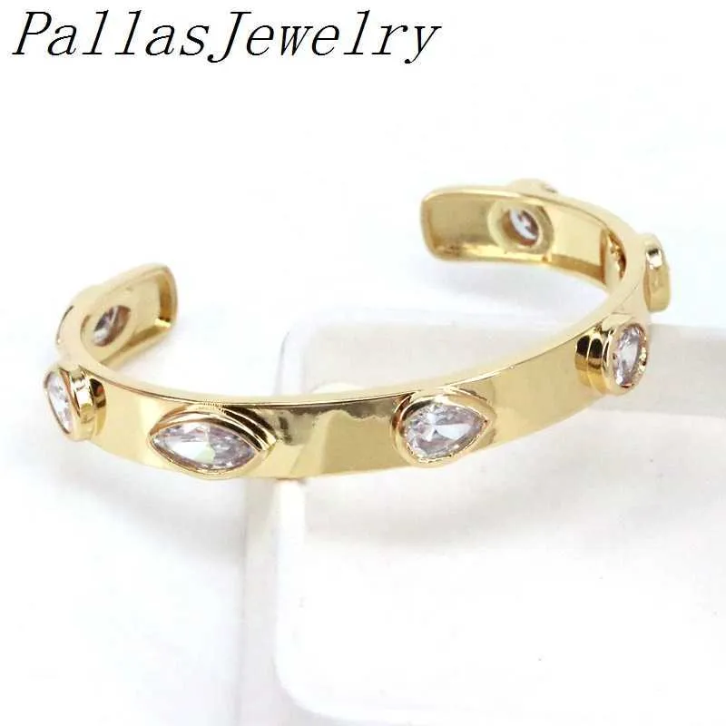 nya !!! Round / Pear Stone Studs Bangle Golden Metal Brass Bangle Armband Wholesale Q0717