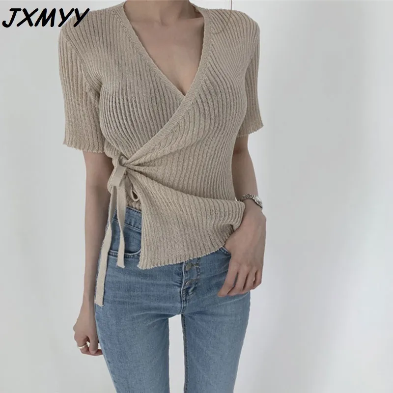 Moda Ürünü Kore Tasarım Duygu Şeması Küçük Seksi V Yastık Çapraz Tee V-Neck Örgü Top JXMYY 210412