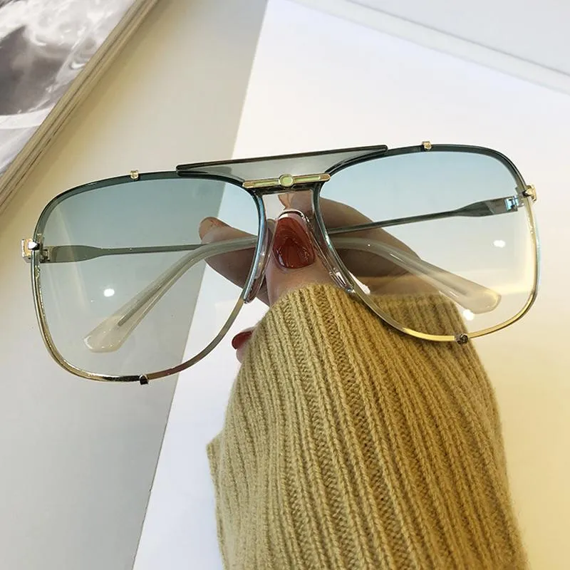 Gafas de sol de piloto con gradiente de marca a la moda para hombre, gafas de sol ovaladas con garra única de aleación Vintage, gafas de sol de gran tamaño para mujer 294H