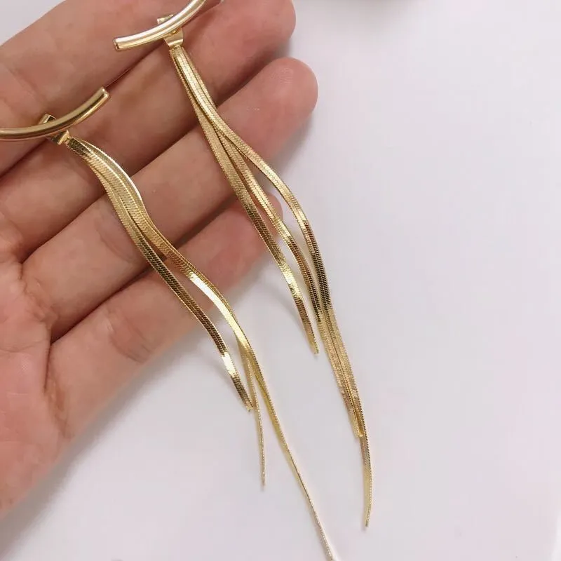 Orecchini pendenti con nappa a filo lungo con barra color oro vintage donna Orecchini coreani geometrici ad arco lucido Gioielli di moda 2021