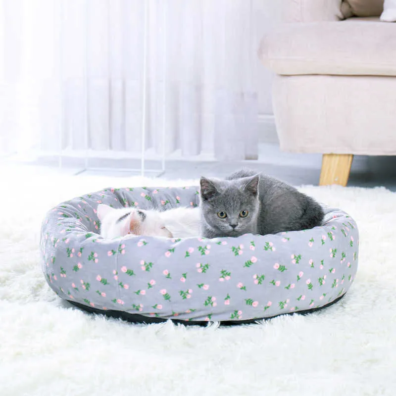 Pet Accessories for Sleeping Comfortable Cute Cat Bed Play Basket Keep Warm Mat Tray Goods Home Coziness Cat House Mascotas 210722