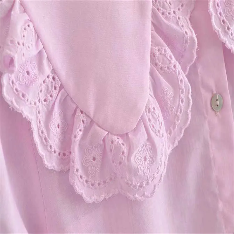 Za rosa sommar broderad tröja kvinnor kort puff ärm ruffle söt topp kvinnlig modeknapp upp passform broderi blus 210602