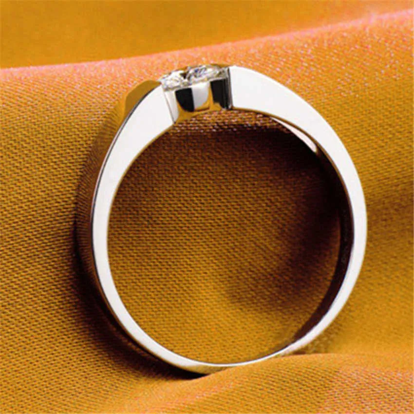 Solid Platinum PT950 White Gold 0 5CT 5mm Round D Moissanite Diamond Ring Women Engagement Ring289b