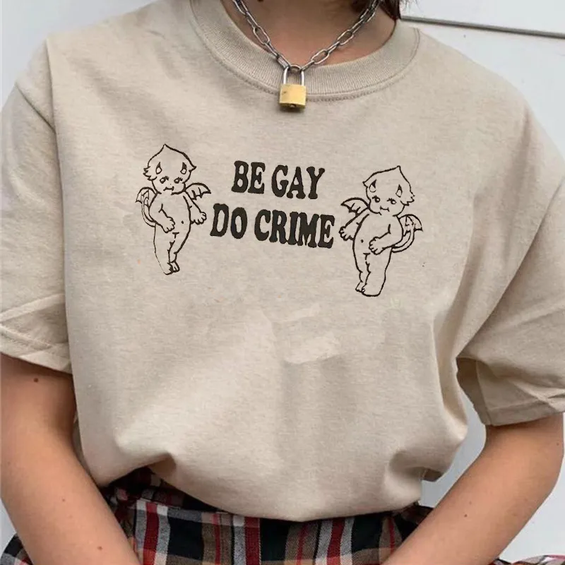 Var gay do crime ängel cherub grafisk tee gay pride casual rolig khaki vintage unisex t-shirt tumblr överdimensionerad hipster kvinnlig topp 210518