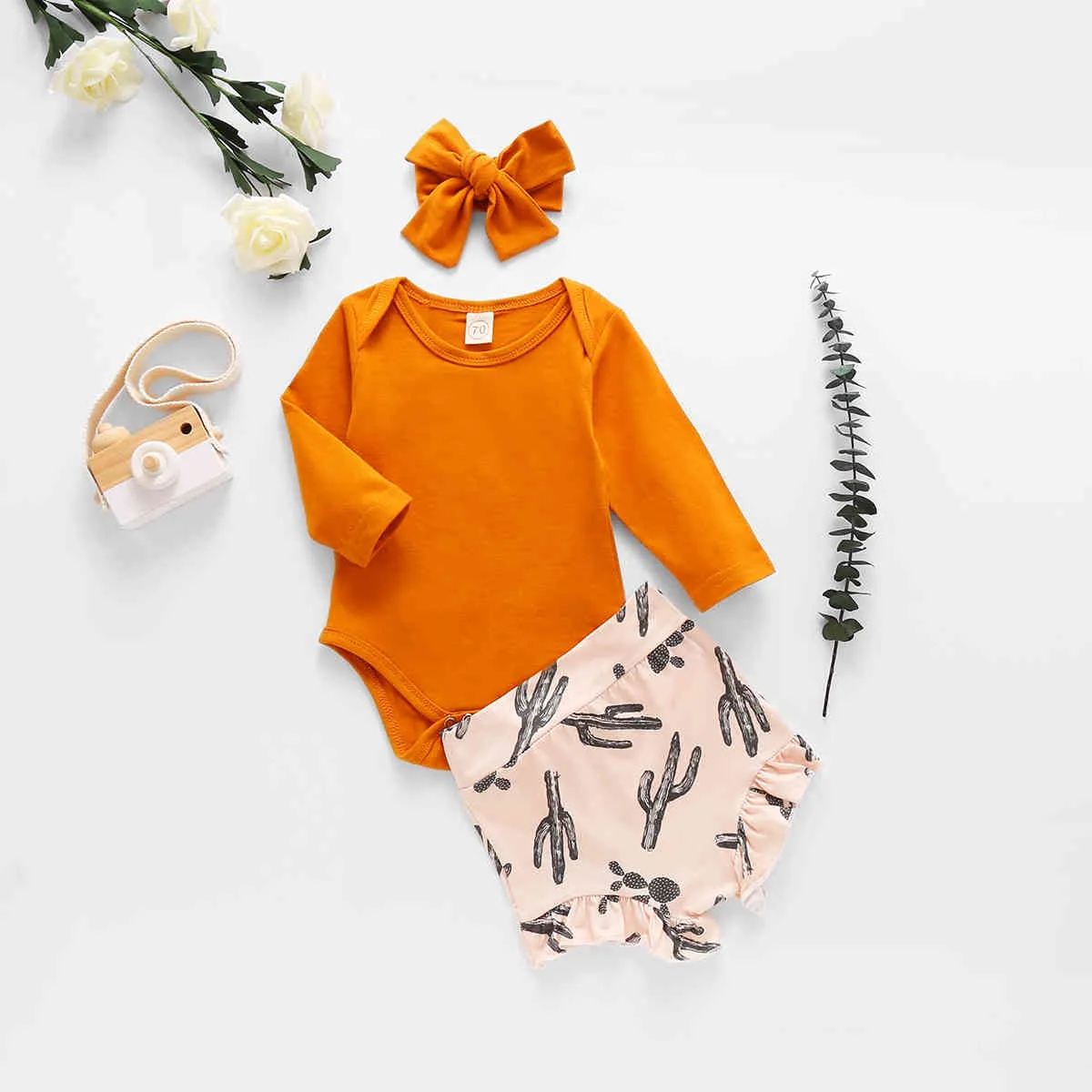 0-24 M Born Baby Baby Girl Clothes Set Soft Romper Cactus Print Ruches Shorts Herfst Outfits Kleding 210515